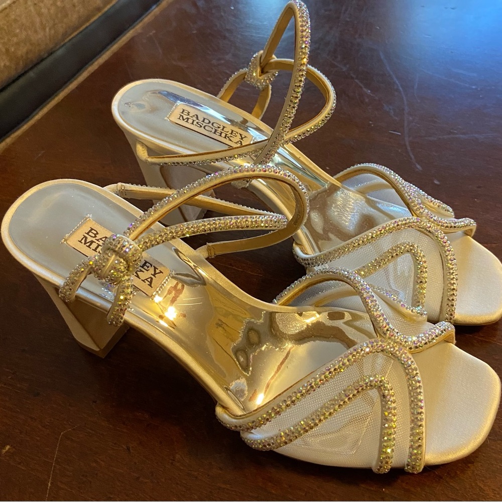 Shoes - Picture 6 of 6